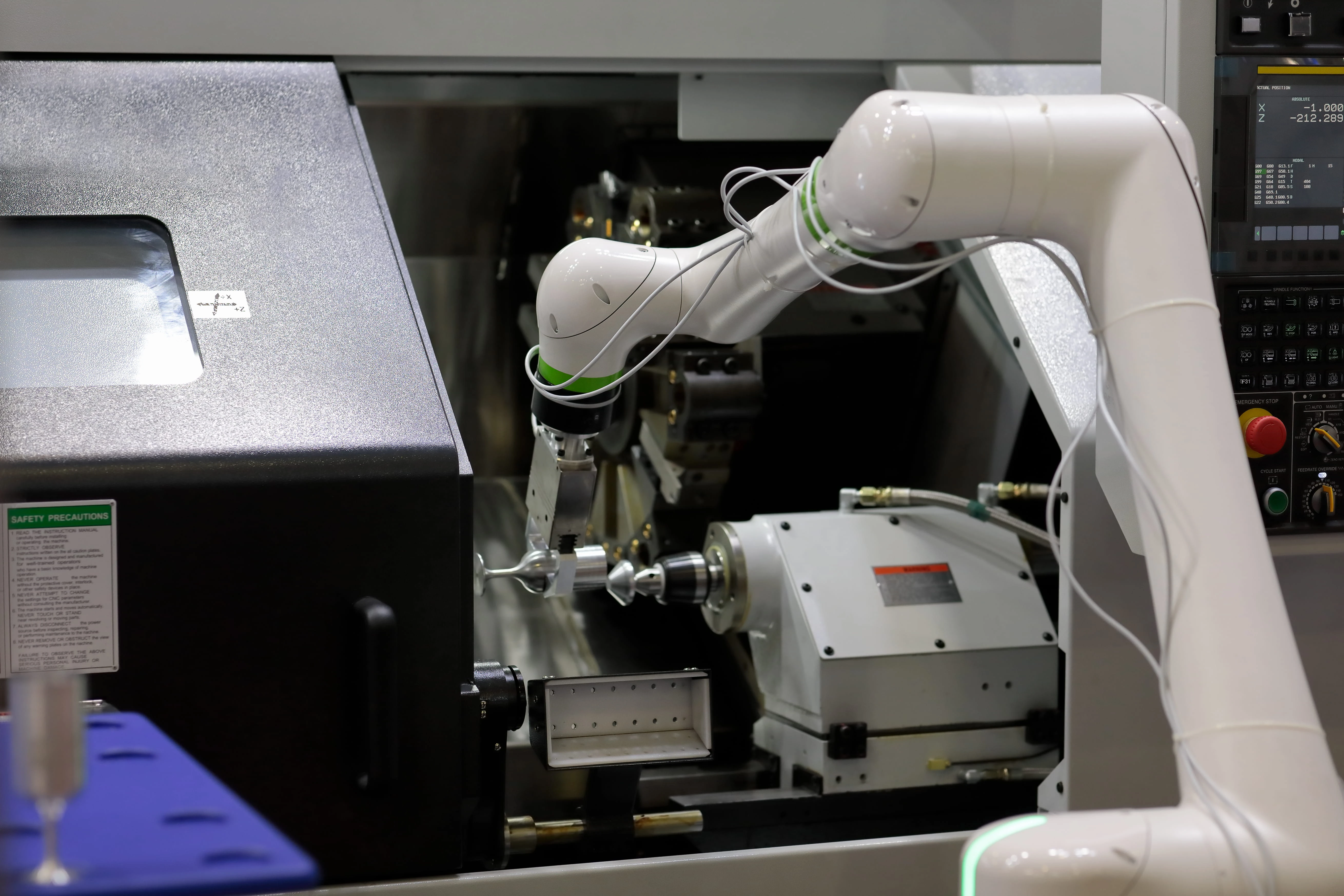 Robot de chargement de machine